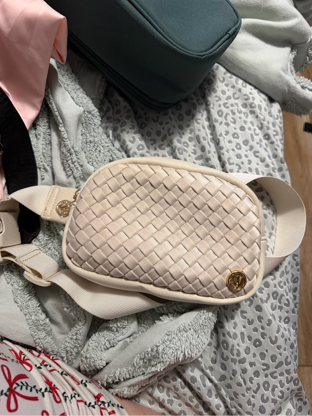 Steve Madden Cream Woven Crossbody Belt Bag